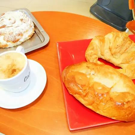 Martin House & Bed & Breakfast Granada