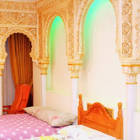 Martin House & Отель типа 