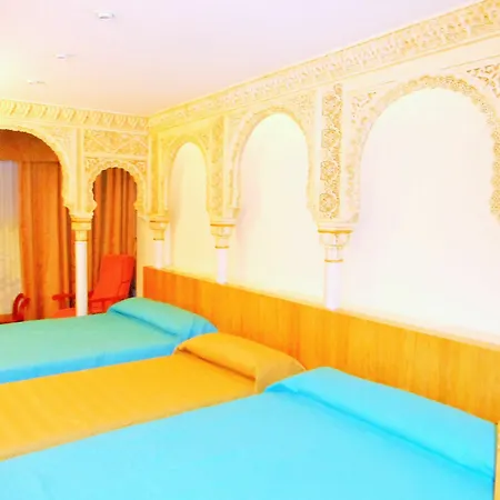 Martin House & Отель типа 